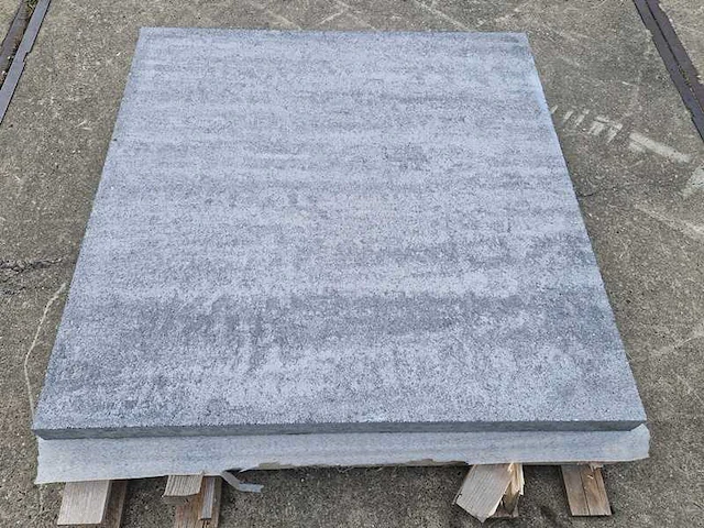 Tuintegels van beton (ca. 14m²) - afbeelding 2 van  4
