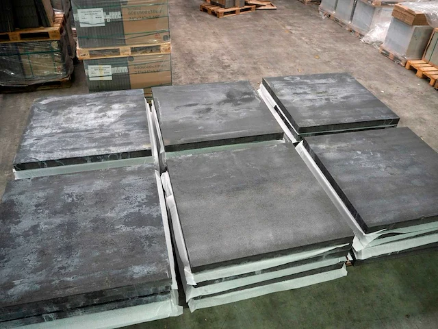Tuintegels van beton (ca. 21,6m²) - afbeelding 2 van  5