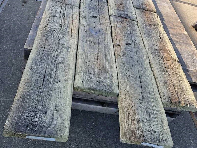 Tuintegels van beton (ca. 47 stuks) - afbeelding 1 van  3