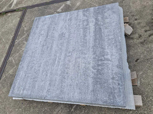 Tuintegels van beton (ca. 56m²) - afbeelding 4 van  4