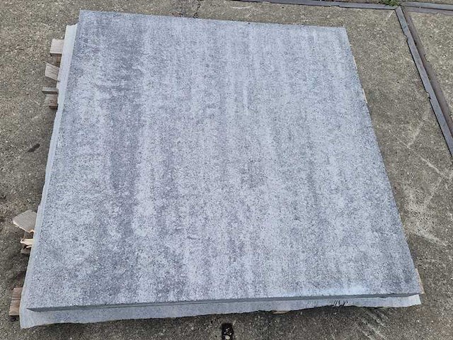 Tuintegels van beton (ca. 56m²) - afbeelding 3 van  4