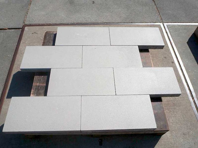 Tuintegels van beton (ca. 79.9m²) - afbeelding 2 van  4
