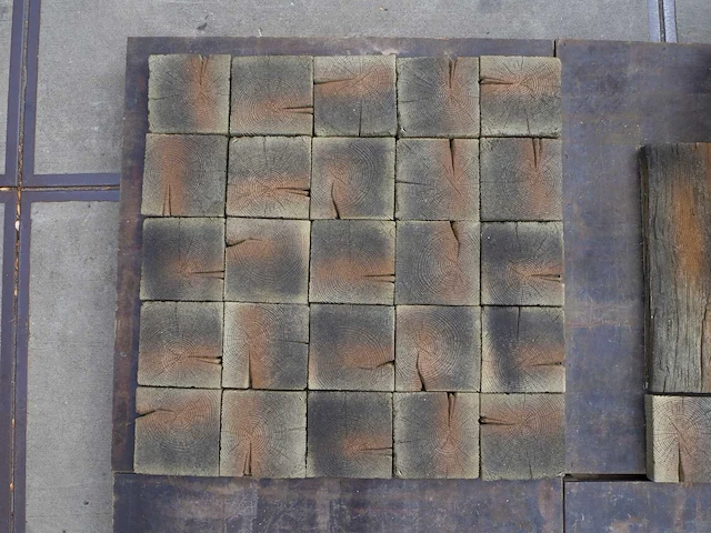Tuintegels van beton (ca. 900 stuks) - afbeelding 1 van  5