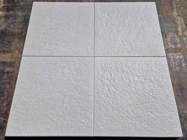 Tuintegels van beton (ca. 9,6m²) - afbeelding 1 van  2