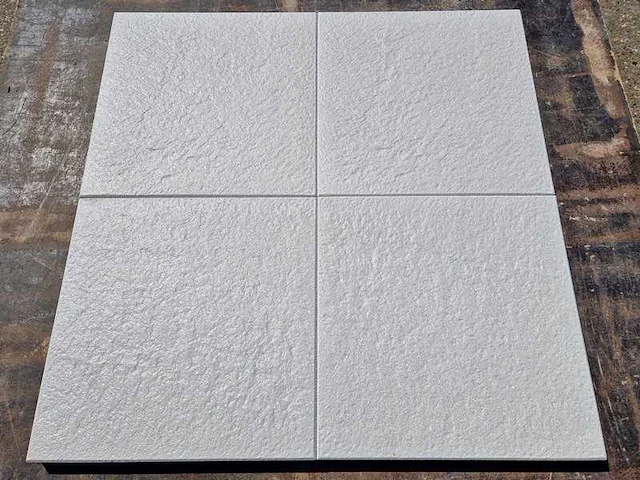 Tuintegels van beton (ca. 96m²) - afbeelding 2 van  2