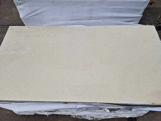 Tuintegels van beton (ca.15.1m²) - afbeelding 2 van  3