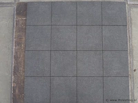 Tuintegels van keramiek - kleur basalt look - 40x40x2cm - 46m² - afbeelding 3 van  6