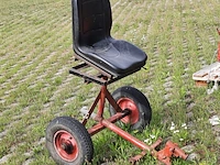 Tuintrekker met diverse werktuigen, gravely - afbeelding 11 van  21