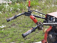 Tuintrekker met diverse werktuigen, gravely - afbeelding 18 van  21