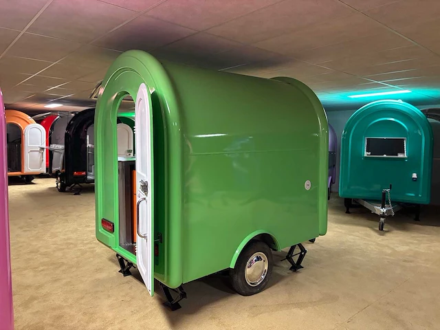 Tune - 2024 - pst-tn20 - groene foodtrailer - afbeelding 3 van  30