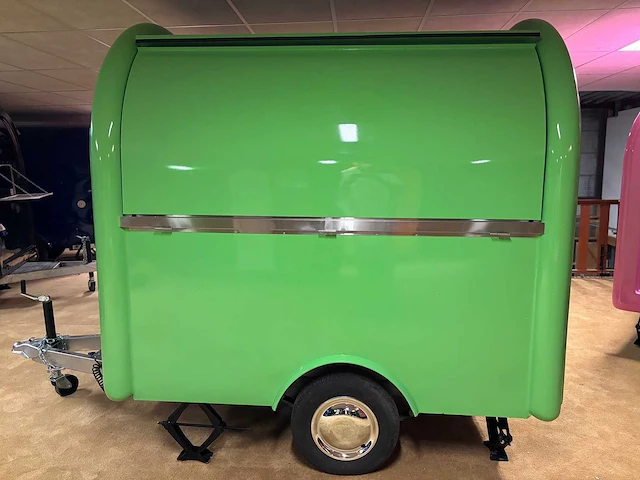 Tune - 2024 - pst-tn20 - groene foodtrailer - afbeelding 4 van  30