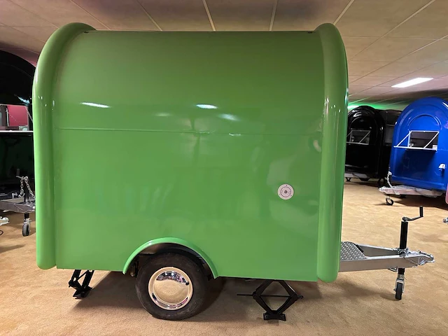Tune - 2024 - pst-tn20 - groene foodtrailer - afbeelding 13 van  30