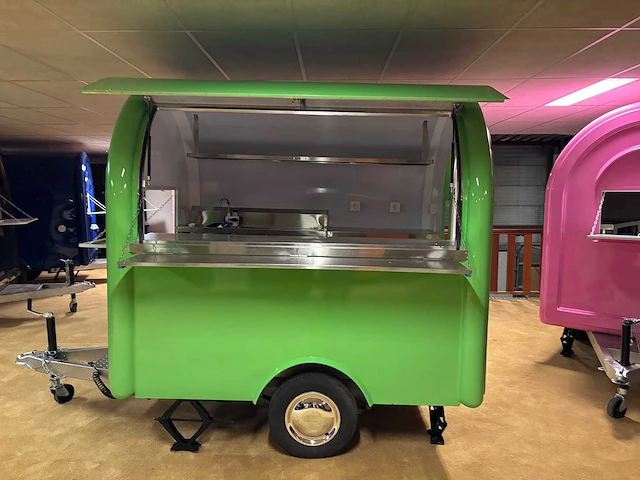 Tune - 2024 - pst-tn20 - groene foodtrailer - afbeelding 12 van  30