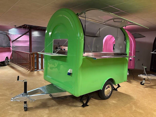 Tune - 2024 - pst-tn20 - groene foodtrailer - afbeelding 25 van  30