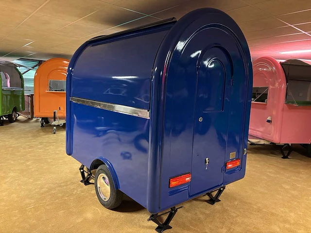 Tune - 2024 - pst-tn20 -blauwe foodtrailer - afbeelding 17 van  17