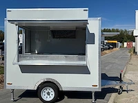 Tune - box - foodtruck - 2025 - afbeelding 2 van  24