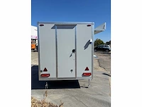 Tune - box - foodtruck - 2025 - afbeelding 5 van  24