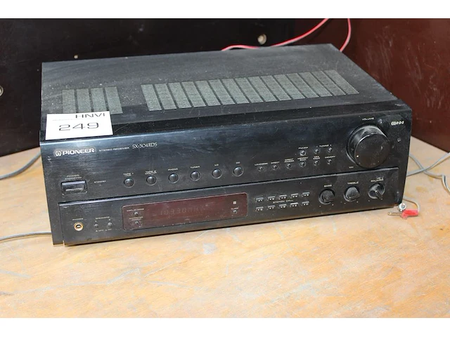 Tuner/ versterker pioneer met 2 speakers. - afbeelding 1 van  2