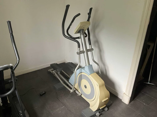 Tunturi cs3519 stepper - afbeelding 1 van  5