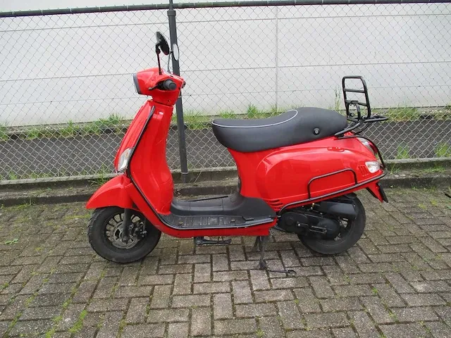 Turbho - bromscooter - rl-50 riva sportive - scooter - afbeelding 1 van  11