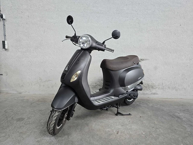 Turbho - snorscooter - rl-50 - 4t 25km uitvoering dlv29h - afbeelding 3 van  7
