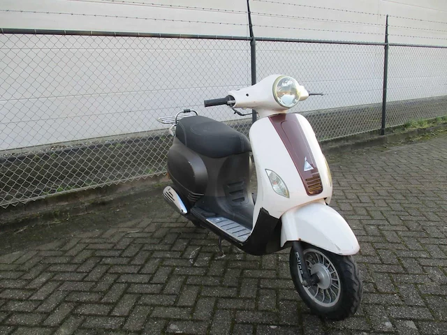 Turbho - snorscooter - rl-50 riva - scooter - afbeelding 7 van  11