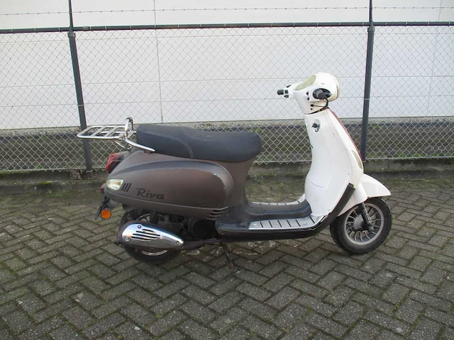 Turbho - snorscooter - rl-50 riva - scooter - afbeelding 8 van  11
