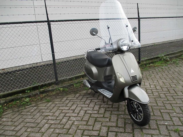 Turbho - snorscooter - rl-50 riva - scooter - afbeelding 7 van  11