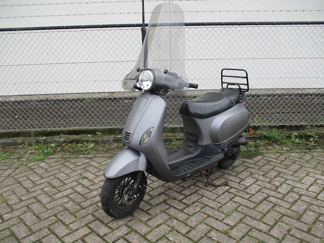 Turbho - snorscooter - rl-50 riva - scooter - afbeelding 4 van  11