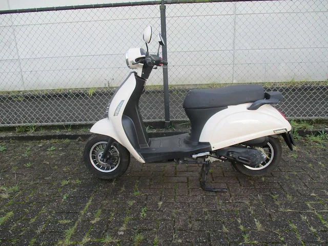 Turbho alleen voor onderdelen! - retro snorscooter - rp 50 - scooter - afbeelding 1 van  11
