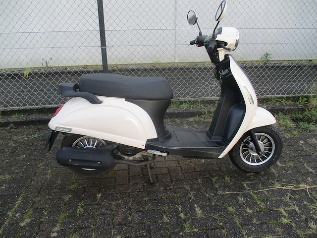 Turbho alleen voor onderdelen! - retro snorscooter - rp 50 - scooter - afbeelding 8 van  11