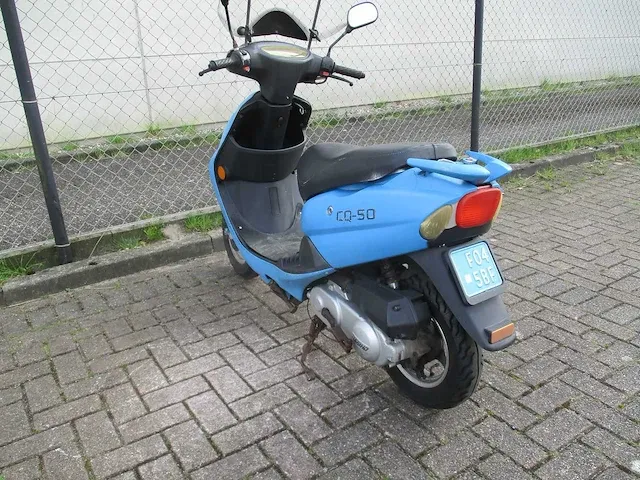 Turbho neo's - snorscooter - cq-50 - scooter - afbeelding 8 van  9