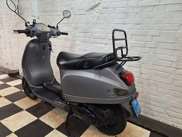 Turbho rl-50 25 km snorscooter 4takt - afbeelding 3 van  7