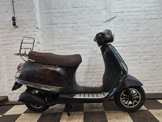 Turbho rl-50 25 km snorscooter 4takt - afbeelding 6 van  7