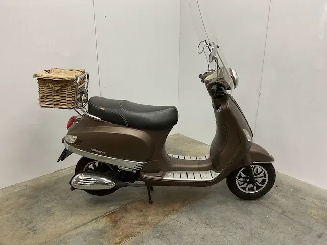 Turbho rl-50 scooter - afbeelding 1 van  12