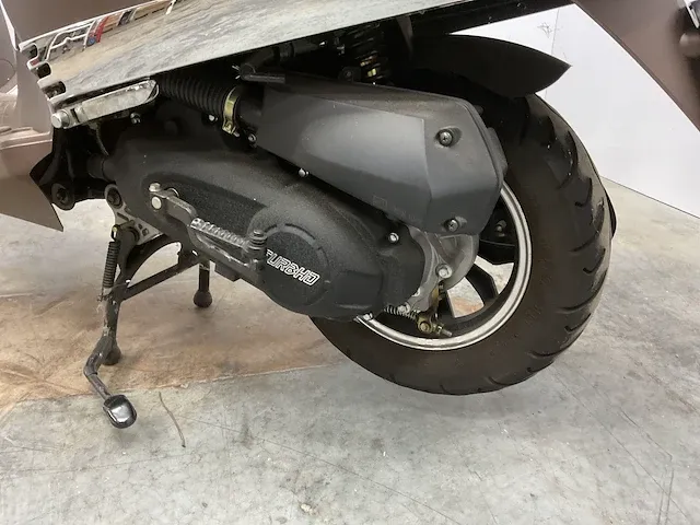 Turbho rl-50 scooter - afbeelding 10 van  12