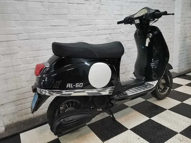 Turbho rl50 25 km snorscooter 4takt - afbeelding 5 van  7