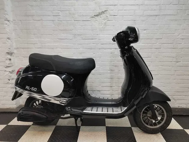 Turbho rl50 25 km snorscooter 4takt - afbeelding 6 van  7