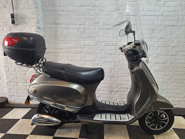 Turbho rl50 25 km snorscooter 4takt - afbeelding 6 van  7