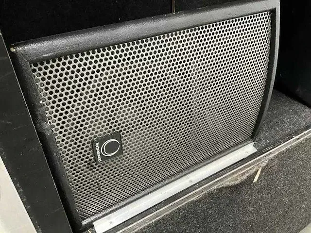 Turbosound - mobiele flightcase met 4 speakers - afbeelding 3 van  8
