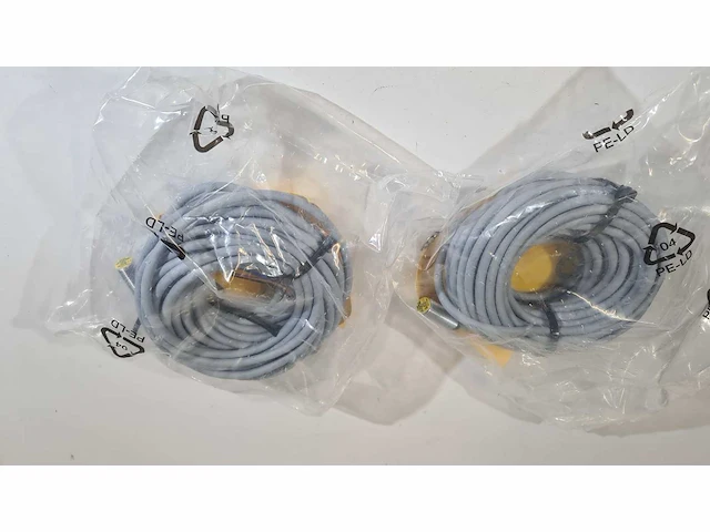 Turck - bi4-g12k-an6x 10m - naderingsschakelaar (2x) - afbeelding 3 van  3