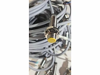 Turck - bi4-m12-ap6x - naderingsschakelaar (10x) - afbeelding 2 van  3