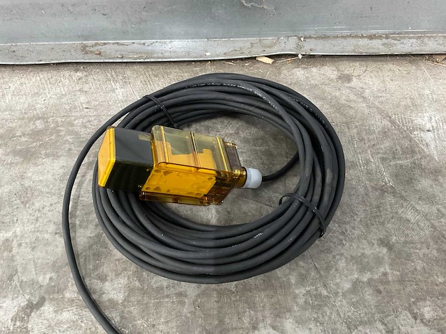 Turck ni35-cp40-vp4x2/s369-f inductieve sensor 30m (2x) - afbeelding 3 van  8