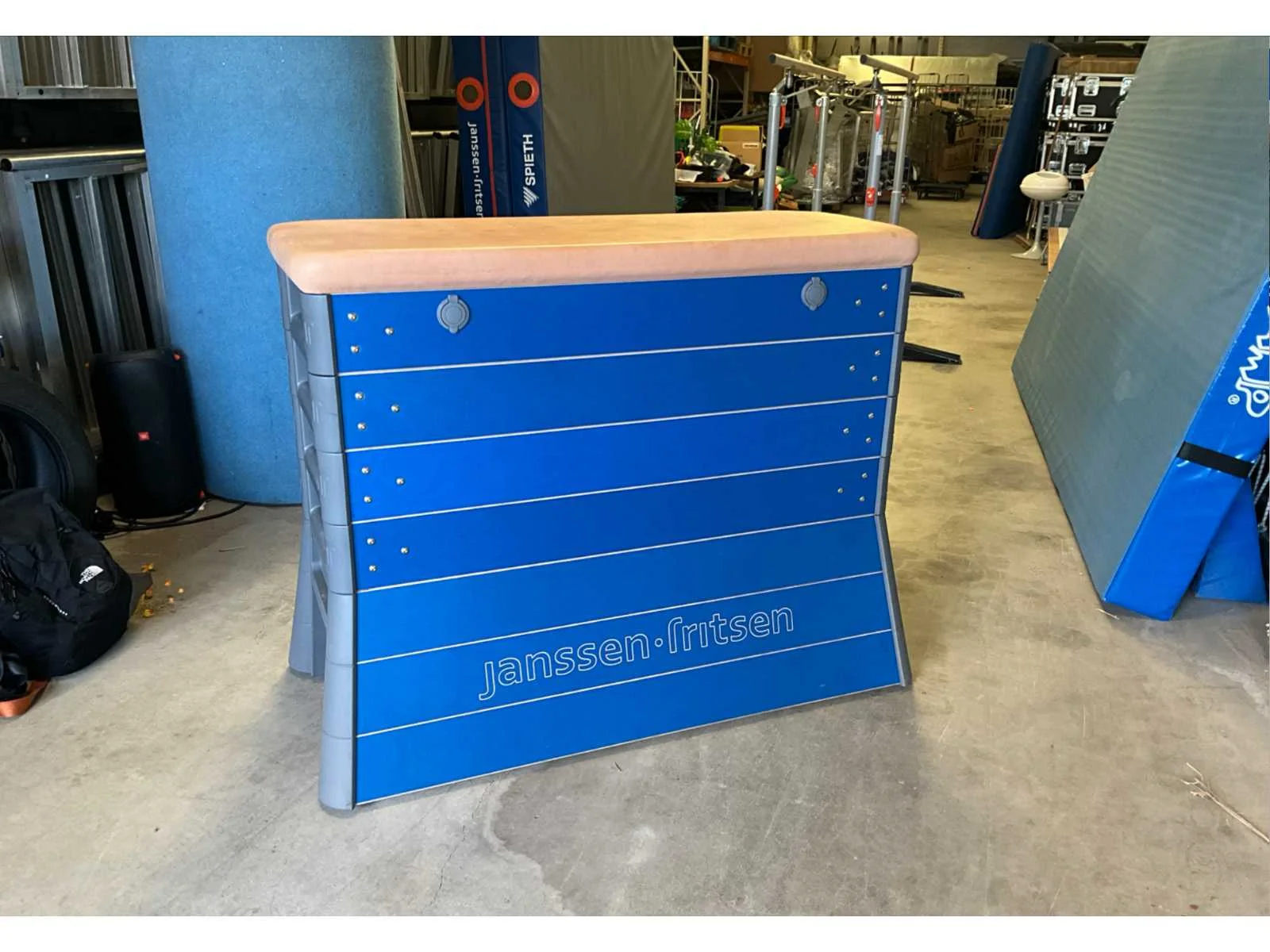 Turntoestellen en toebehoren