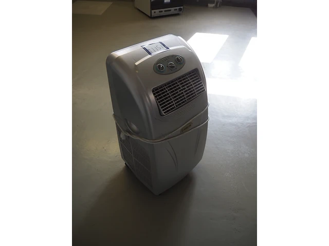 Tüv - afbeelding 2 van  5
