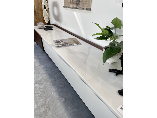 Tv-meubel met wit marmeren blad, by italia, walnoot / wit marmer - afbeelding 7 van  13