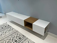 Tv meubel - afbeelding 1 van  3