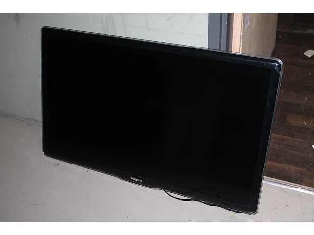 Tv philips 40 inch in kist. - afbeelding 1 van  2
