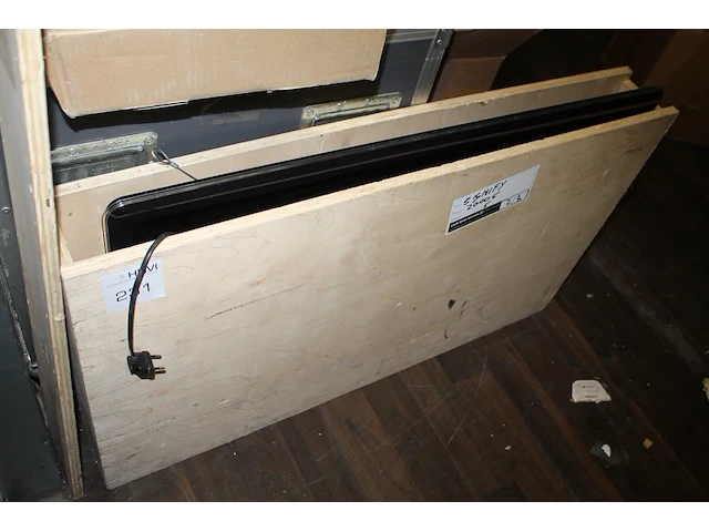 Tv philips 40 inch in kist. - afbeelding 2 van  2