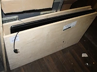 Tv philips 40 inch in kist. - afbeelding 2 van  2